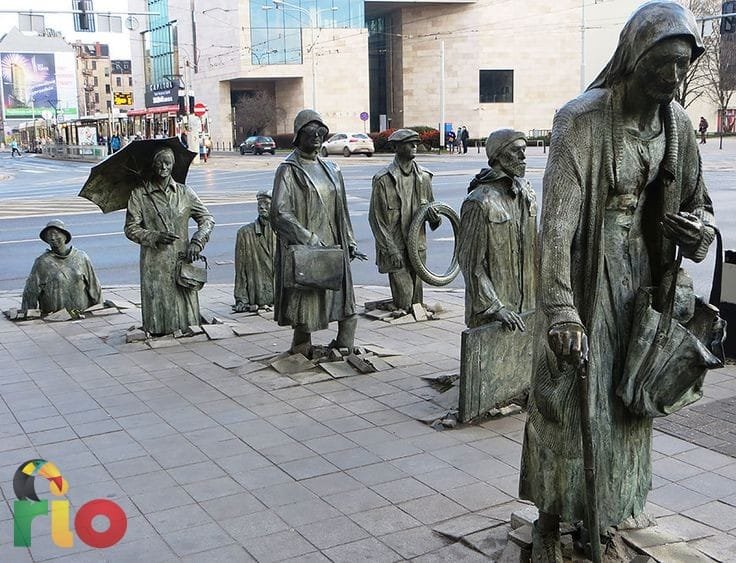 11c3230fc061a295f6a18deba83acd51