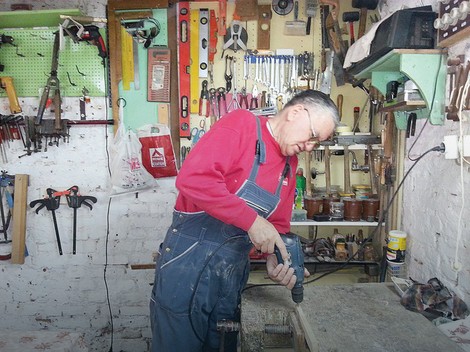 Majstor Zoki na svom radnom mestu