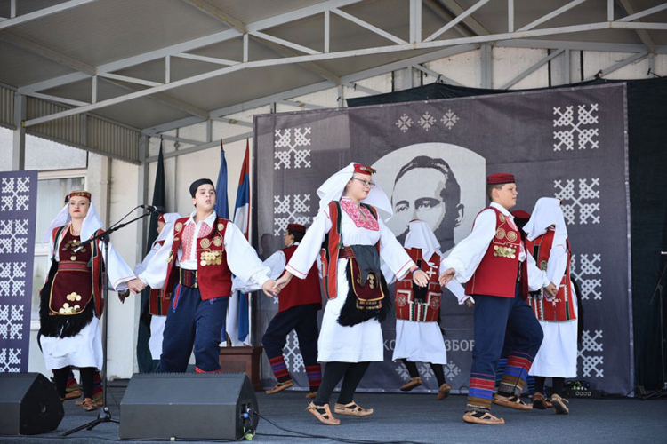 folklor kocicev zbor